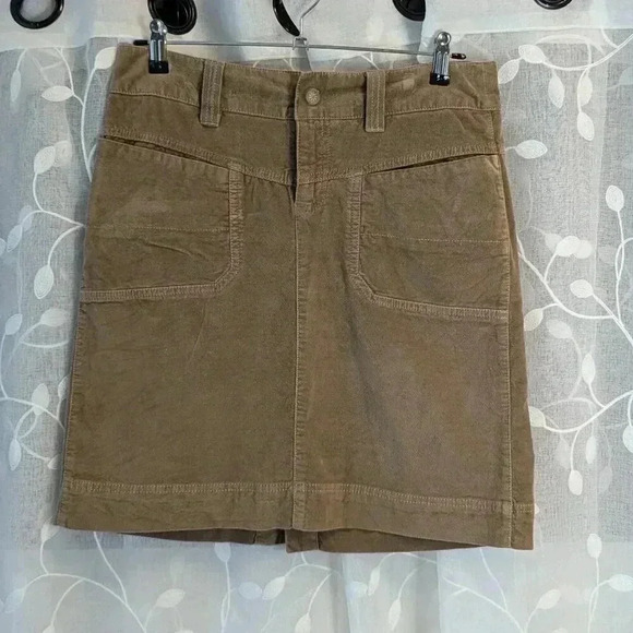 Athleta Felt Feel Cotton Mini Skirt, Tan, Size 6, Front Pockets - Picture 1 of 9